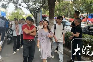 滕哈赫：范德贝克已恢复健康，若无法得到太多机会可能离队